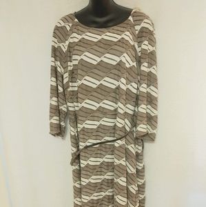 Beige by eci NWT Tan and White Dress 20W